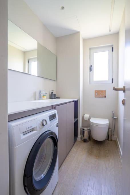 Apartment Luxurious Glyfada - Greecing *