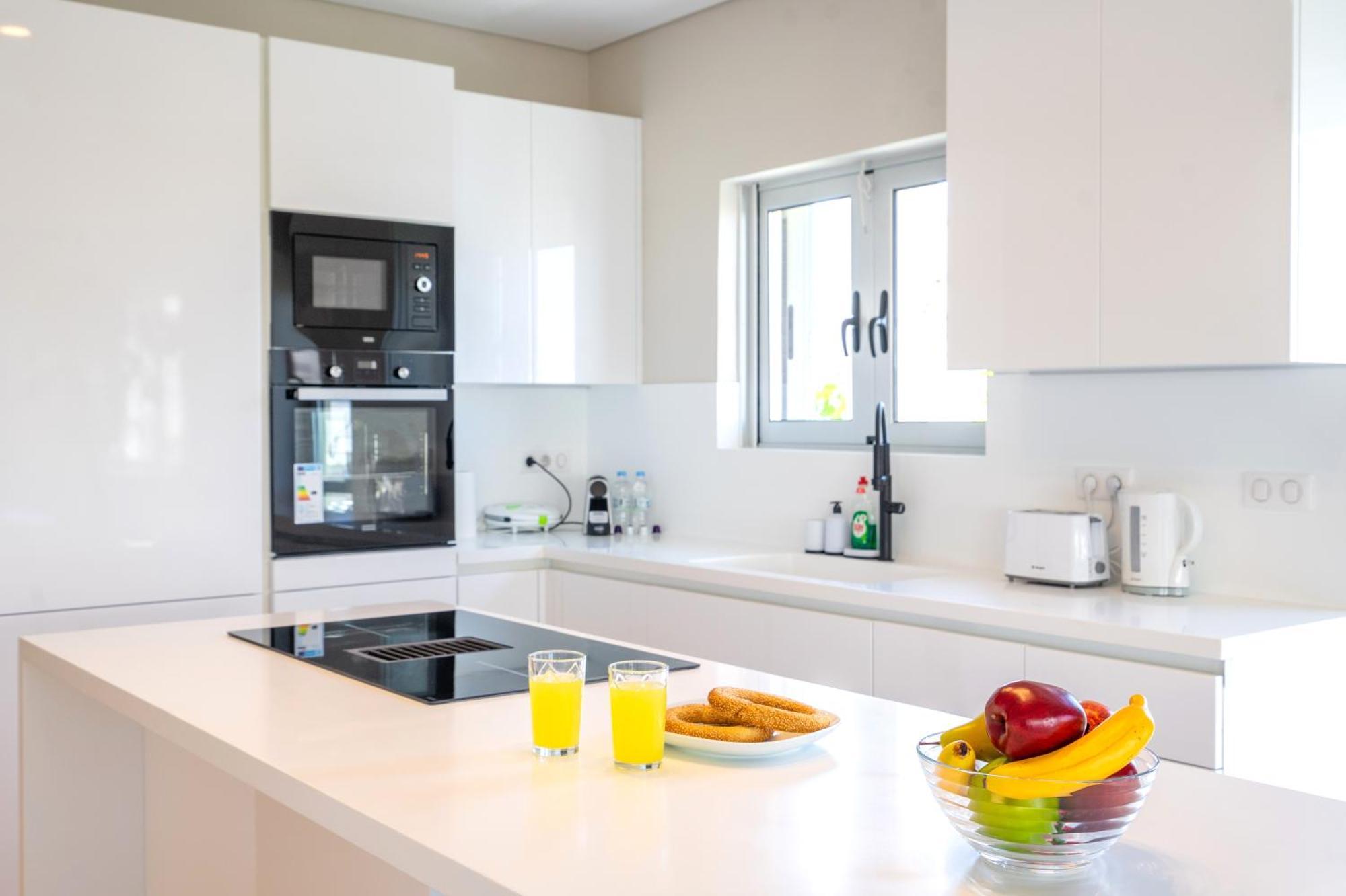 Luxurious Glyfada - Greecing *